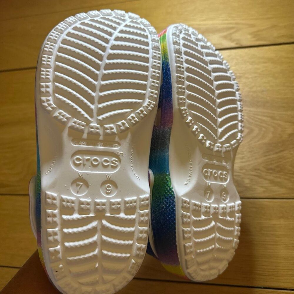 crocs tie dye m7 w9 - Picture 5 of 6